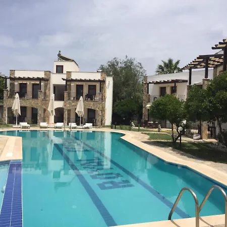 Royal Edessa Apartment *
